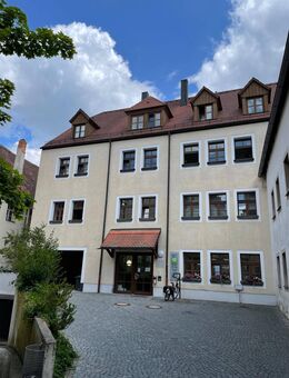 Inmitten der Amberger Altstadt + großzügige Büro-/Praxisräume 253 qm (auch teilbar) mit Aufzug und TG-Stellplatz - Amberg