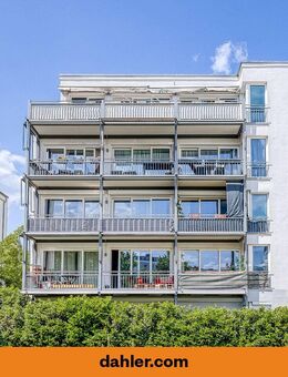 Stilvoll und hochwertig - 2-Zimmer-Wohnung mit sonnigem Balkon - Berlin