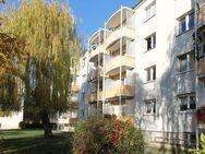 Sanierte 3-Raum-Wohnung mit Badewanne und Balkon - Gera