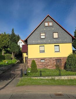 Gepflegtes Einfamilienhaus mit zusätzlichem Baugrundstück - Trusetal Trusetal