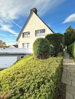 Zweifamilienhaus mit weiterer Baufläche in Stiepel - Bochum