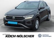 VW T-Roc, 1.0 TSI Life, Jahr 2024 - Insingen