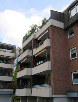 Ruhige Lage direkt in der Innenstadt: renovierte 3-Zimmerwohnung mit Balkon u. Garage - Bünde