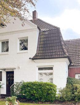 Doppelhaushälfte mit großem Grundstück in zentraler Lage von Neumünster - Neumünster