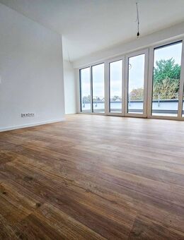 ERSTBEZUG: Großzügige 3-Zimmer-Neubauwohnung mit neuer Einbauküche und 2 sonnigen Balkonen - Frankfurt (Main)