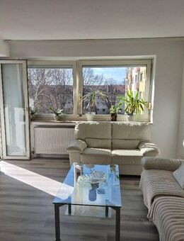 Nürnberg Zabo: top 4-Zimmerwohnung mit Balkon für Eigennutzer; modernes Bad; in 2024 renoviert - Nürnberg