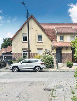 Gepflegte Doppelhaushälfte mit Garten und Terrasse in Duisburg-Neumühl - Duisburg