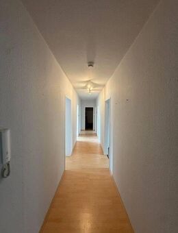 Geräumige 4-Zimmerwohnung ca.104 m²mit Balkon, Garten und Stellplatz in Alt-Grone! - Göttingen