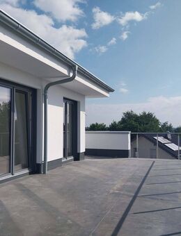 MANNELLA *Exklusives Penthouse NEUBAU-Erstbezug* barrierefrei sowie unweit ins Zentrum von Neunkirchen - Neunkirchen-Seelscheid