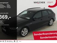 Audi A4, Avant S line 35TFSI Black Mem, Jahr 2023 - Wackersdorf