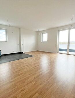 HOCH HINAUS: TRAUMHAFTES PENTHOUSE MIT DACHTERRASSE! 3 Zimmer - Dornburg