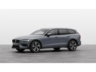 Volvo V60, Cross Country Cross Country Plus AWD B5 Benzin, Jahr 2024 - Bergheim (Nordrhein-Westfalen)