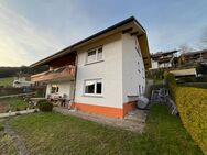 2,5 Zimmer-Wohnung in einem Zweifamilienhaus in unverbaubarer Aussichtslage. - Dornhan