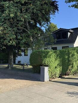 Schöne Wohnung mit Mittelreihenhauscharakter - Wohnen in bester Lage von Bramfeld - Hamburg