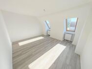 Lichtdurchflutete Dachgeschosswohnung - 2 Zimmer mit Stil in attraktiver Lage im Fürstenwalder Süden - Fürstenwalde (Spree)