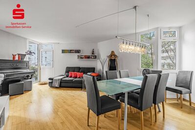 Lichtdurchflutete 3-Zimmer-Wohnung in begehrter Lage von Neuhausen