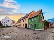 Einfamilienhaus mit Wirtschaftsbereich - Hofgeismar