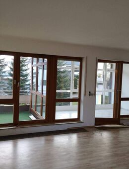 Große attraktive Komfortwohnung zu vermieten - Oberndorf (Neckar)