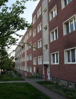 3-Zimmer-Wohnungmit Balkon - Bad Kleinen