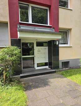 Provisionsfreie Vierzimmer Eigentumswohnung mit Balkon ab August frei werdend - Köln