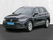 VW Tiguan, 1.5 TSI MOVE, Jahr 2024 - Lehrte