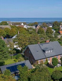 Königliches Zollhaus mit exklusivem Gästehaus im Herzen von Keitum - Sylt