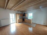 Kleine 1-R-Whg. mit Balkon und Einbauküche im 1.OG Stadtzentrum - Gera
