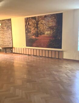 Bezugsfrei & Provisionsfrei Große Wohnung mit Möglichkeiten! - Hürth