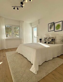 Wärmepumpe - Moderne 4,5 Zimmer Wohnung mit Sonnenbalkon - provisionsfrei vom Eigentümer - Seukendorf