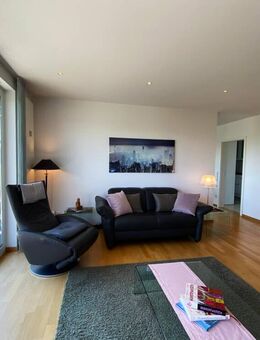Luxuriöses Penthouse mit einem Aufzug, der innerhalb der Wohnung endet. Singen Nord - Singen (Hohentwiel)
