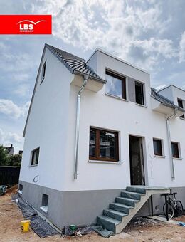 Bezugsfreies, neues Reihen-END-haus mit Keller in toller Waldrandlage von Bischofsheim - Erstbezug ! - Maintal
