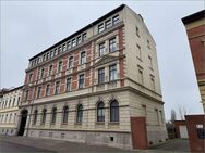 Mehrfamilienhaus mit ehem. Pflegeheim 725m² Wohnfläche auf 4 Etagen, Altbau - Schönebeck (Elbe)