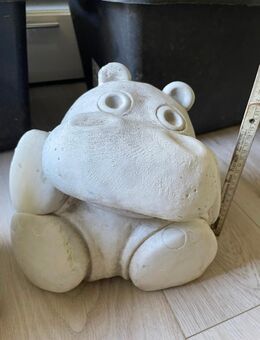 Kleine Zement Figur Nilpferd - Pforzheim