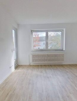 **FRISCH FÜR SIE SANIERT** Moderne 3-Zimmer-Wohnung mit BALKON - Bielefeld