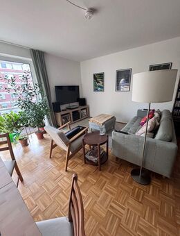 Zentrale 2,5 Raum Wohnung am Lutherplatz mit Balkon und Küche - Duisburg