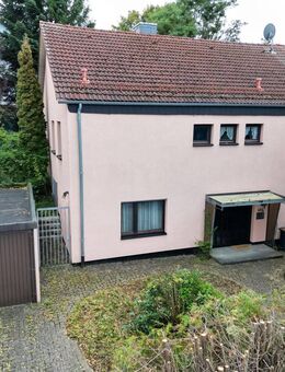 ***Freistehendes Einfamilienhaus mit Solar- und PV-Anlage*** - Kassel