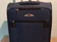 Reisekoffer Blau - Berlin Lichtenberg