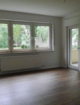?Schöne 3-Zimmer-Wohnung mit Balkon in Hanau-Großauheim zu vermieten - Hanau (Brüder-Grimm-Stadt)
