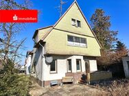 Sanierungsbedürftiges 2-Familienhaus mit Garage und schönem Grundstück - Offenbach (Main)