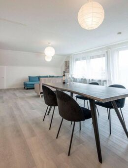 Renovierte 4 ZKB Dachgeschosswohnung mit Balkon in ruhiger Lage- top vermietet - Edingen-Neckarhausen