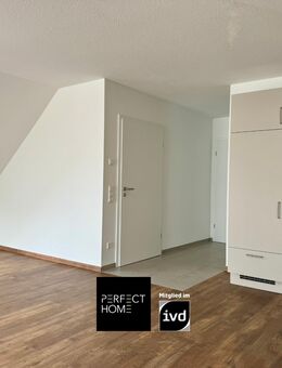 NEUBAU++Komfortable 2,5 Zimmer ++ Aufzug ++ Küche ++ TG-Platz - Leingarten
