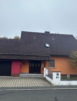 Schönes Einfamilienhaus in Eschenbach i. d. OPf., ohne Makler - Eschenbach (Oberpfalz)