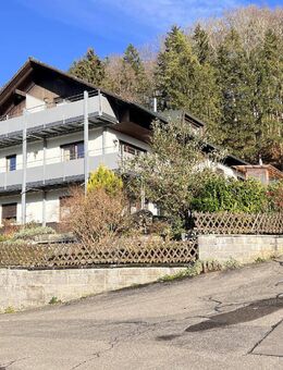 TOP Wohnung-/Ferienwohnung mit großem umlaufendem Balkon mit 32m² und einer tollen Aussichtslage. - Bonndorf (Schwarzwald)
