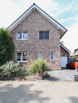 Einfamilienhaus samt Garten mit viel Potenzial, Garage und 2 Freistellplätzen - Wegberg