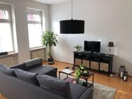 2 Raum Wohnung mit Einbauküche / Dielenboden / Wanne / Dusche in der Albrechtstraße / Am Gutenbergplatz - Erfurt