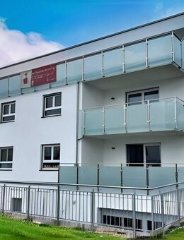 PROVISONSFREI: TOP 4,5-Zi-Penthouse mit XL-Dachterrasse in Trossingen - Trossingen