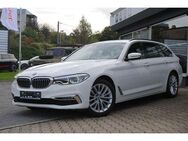 BMW 520 d Touring A.Adap-LED.HUD.Leder.AHK.Soft-Close - Frankenberg (Sachsen)