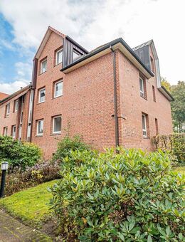 Helle 2-Zi. WHG in Stade mit überdachtem Balkon und Blick ins Grüne - Stade (Hansestadt)