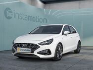 Hyundai i30, 1.0 Trend Mild-Hybrid v h Sitz, Jahr 2023 - München