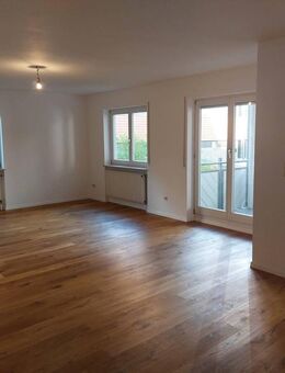 Stilvolles und großzügiges Wohnen im Park: 3,5 Zimmer Mietwohnung mit Stil und Eleganz - Villingen-Schwenningen